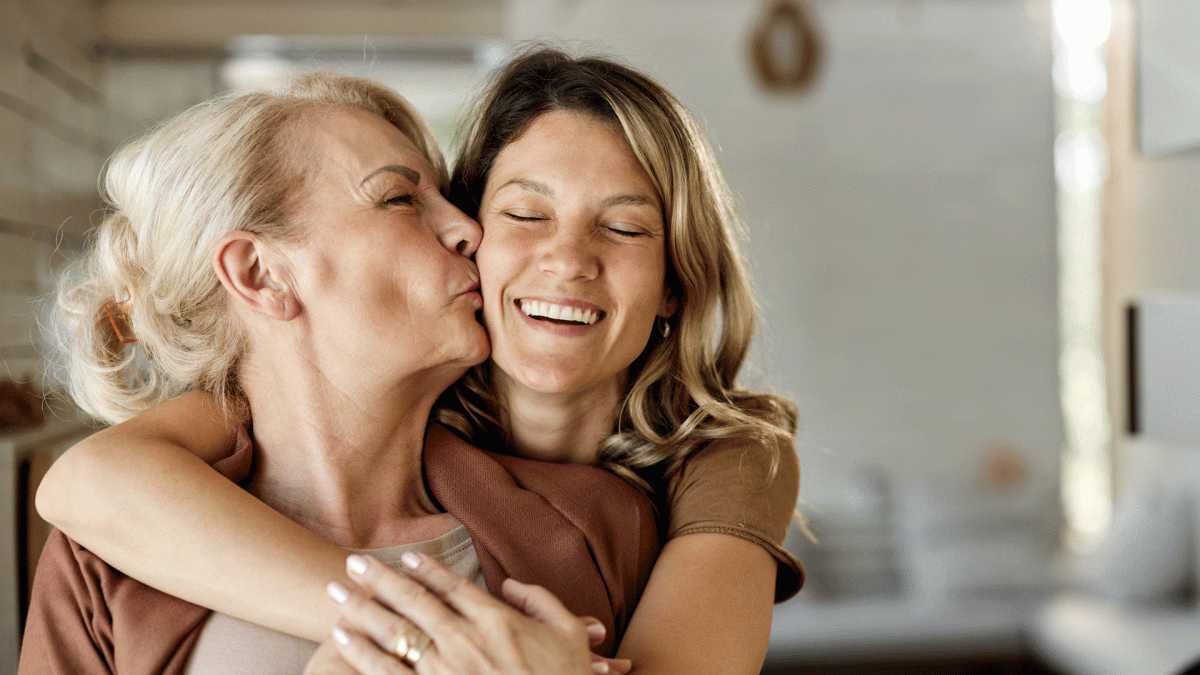 Il regalo per la festa della mamma: idee e consigli